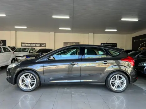 FORD Focus Hatch 2.0 16V 4P FLEX SE AUTOM�TICO, Foto 12