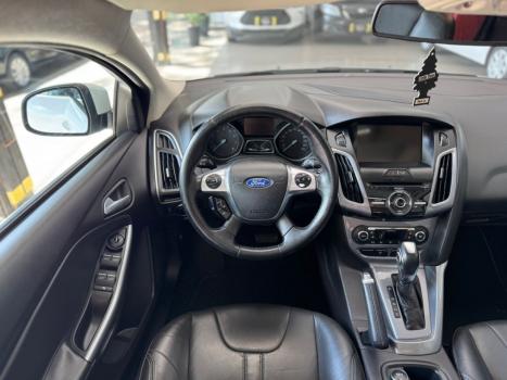 FORD Focus Hatch 2.0 16V 4P FLEX TITANIUM POWERSHIFT AUTOM�TICO, Foto 3