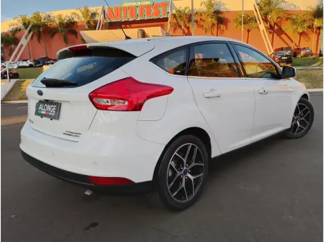 FORD Focus Hatch 2.0 16V 4P FLEX TITANIUM AUTOM�TICO, Foto 4