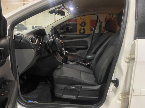 FORD Focus Hatch 2.0 16V 4P GLX FLEX, Foto 5
