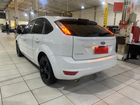 FORD Focus Hatch 2.0 16V 4P GLX FLEX, Foto 10
