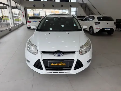 FORD Focus Hatch 2.0 16V 4P TITANIUM PLUS FLEX, Foto 4
