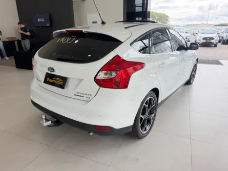 FORD Focus Hatch 2.0 16V 4P TITANIUM PLUS FLEX, Foto 5