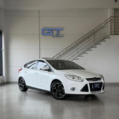 FORD Focus Hatch 2.0 16V 4P TITANIUM PLUS FLEX, Foto 1