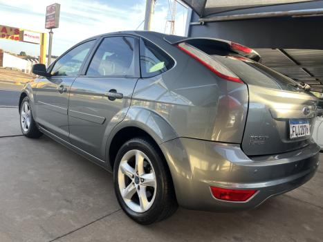 FORD Focus Hatch 2.0 16V 4P FLEX AUTOM�TICO, Foto 2