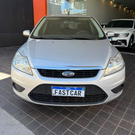 FORD Focus Hatch 2.0 16V 4P GLX, Foto 7