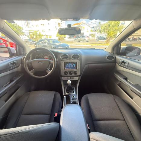 FORD Focus Hatch 2.0 16V 4P GLX, Foto 13