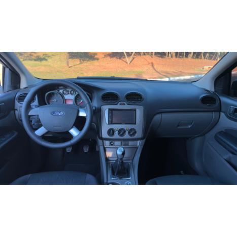 FORD Focus Hatch 2.0 16V 4P GLX FLEX, Foto 9