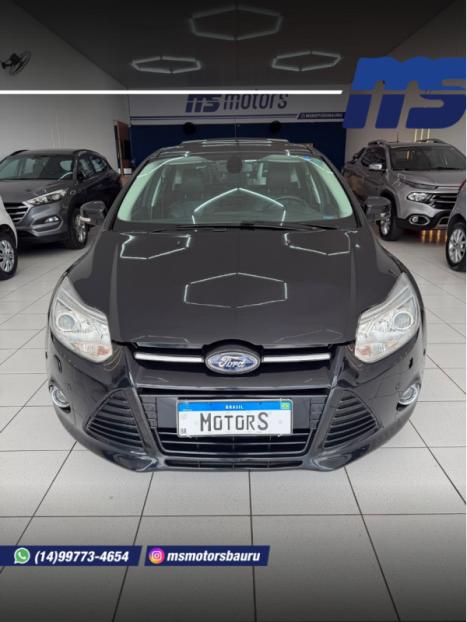 FORD Focus Hatch 2.0 16V 4P FLEX TITANIUM AUTOM�TICO, Foto 2