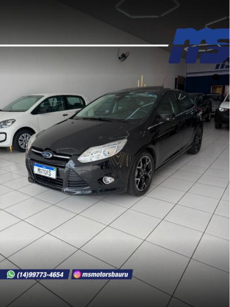 FORD Focus Hatch 2.0 16V 4P FLEX TITANIUM AUTOM�TICO, Foto 3