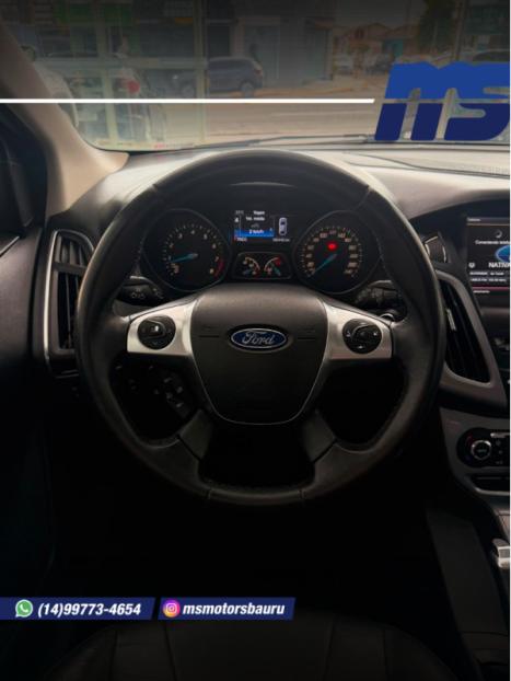 FORD Focus Hatch 2.0 16V 4P FLEX TITANIUM AUTOM�TICO, Foto 9