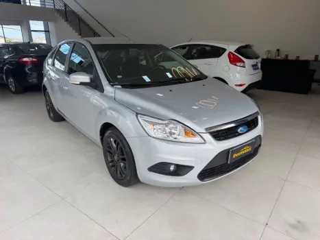 FORD Focus Hatch 2.0 16V 4P GLX, Foto 3