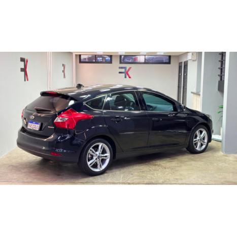 FORD Focus Hatch 2.0 16V 4P FLEX SE POWERSHIFT AUTOM�TICO, Foto 6