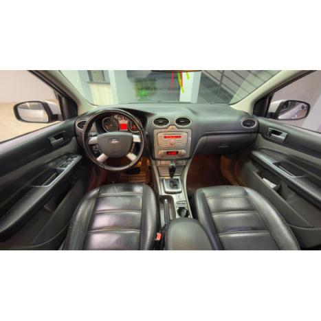 FORD Focus Hatch 2.0 16V 4P FLEX AUTOM�TICO, Foto 9