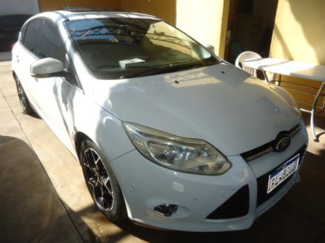 FORD Focus Hatch 2.0 16V 4P FLEX TITANIUM AUTOM�TICO, Foto 2