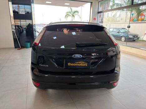 FORD Focus Hatch 2.0 16V 4P GLX, Foto 7