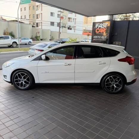 FORD Focus Hatch 2.0 16V 4P FLEX TITANIUM POWERSHIFT AUTOM�TICO, Foto 4