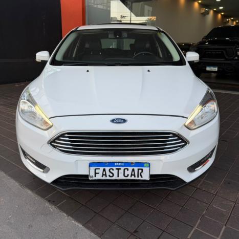 FORD Focus Hatch 2.0 16V 4P FLEX TITANIUM POWERSHIFT AUTOM�TICO, Foto 6