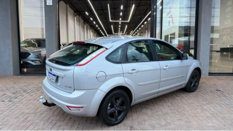 FORD Focus Hatch 2.0 16V 4P GLX AUTOMÁTICO, Foto 5