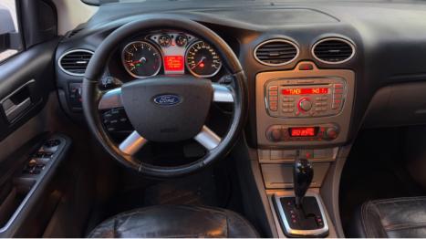 FORD Focus Hatch 2.0 16V 4P GLX AUTOMÁTICO, Foto 9