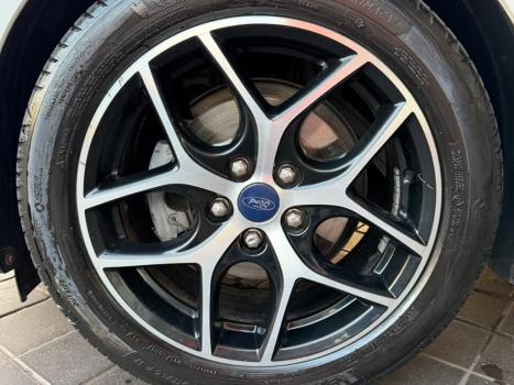 FORD Focus Hatch 2.0 16V 4P FLEX TITANIUM PLUS POWERSHIFT AUTOMÁTICO, Foto 14