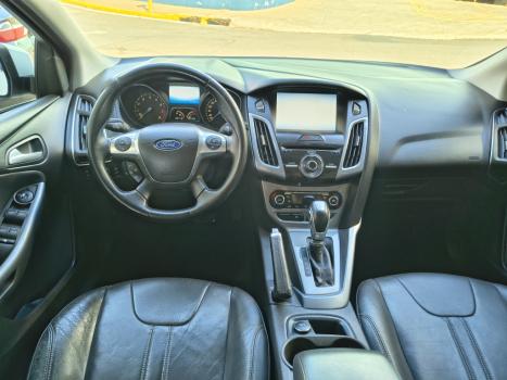 FORD Focus Hatch 2.0 16V 4P FLEX TITANIUM POWERSHIFT AUTOMÁTICO, Foto 8
