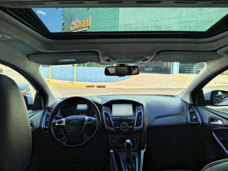 FORD Focus Hatch 2.0 16V 4P FLEX TITANIUM POWERSHIFT AUTOMÁTICO, Foto 13