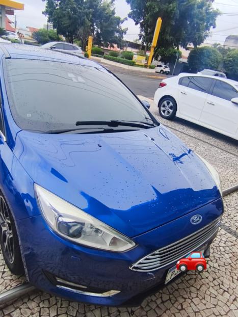FORD Focus Hatch 2.0 16V 4P TITANIUM PLUS FLEX, Foto 2