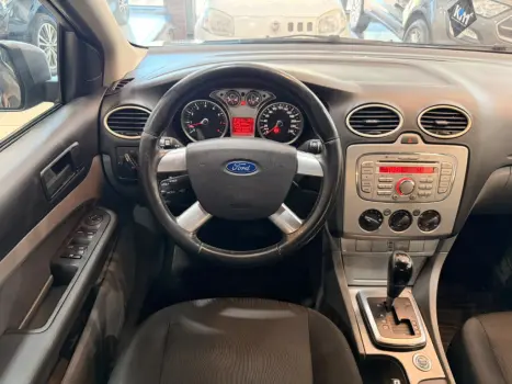 FORD Focus Hatch 2.0 16V 4P FLEX AUTOMÁTICO, Foto 9