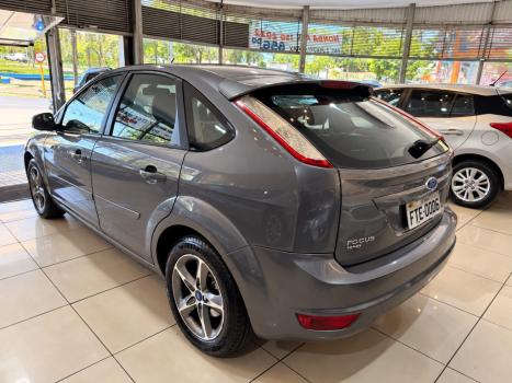 FORD Focus Hatch 2.0 16V 4P FLEX AUTOMÁTICO, Foto 7