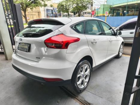 FORD Focus Hatch 2.0 16V 4P FLEX AUTOMÁTICO, Foto 2