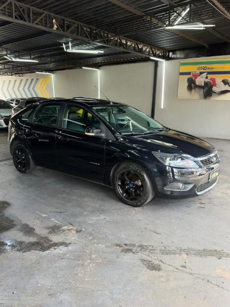 FORD Focus Hatch 2.0 16V 4P FLEX TITANIUM AUTOMÁTICO, Foto 2