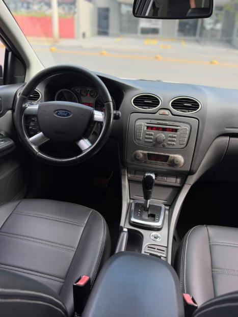 FORD Focus Hatch 2.0 16V 4P FLEX TITANIUM AUTOMÁTICO, Foto 12