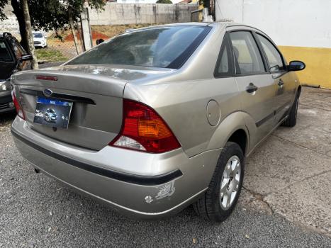 FORD Focus Sedan 1.6 4P GLX, Foto 4