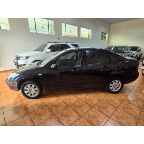 FORD Focus Sedan 1.6 4P GL FLEX, Foto 6