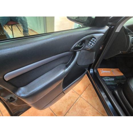 FORD Focus Sedan 1.6 4P GL FLEX, Foto 7
