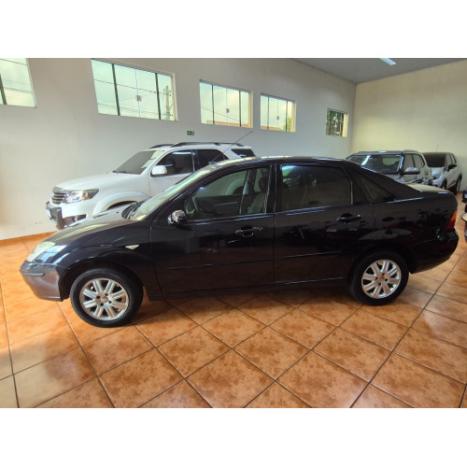 FORD Focus Sedan 1.6 4P GL FLEX, Foto 8