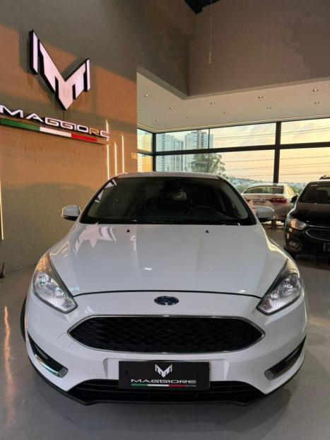 FORD Focus Sedan 1.6 S 16V 4P FLEX, Foto 5