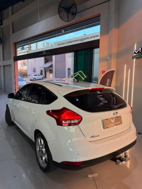 FORD Focus Sedan 1.6 S 16V 4P FLEX, Foto 8