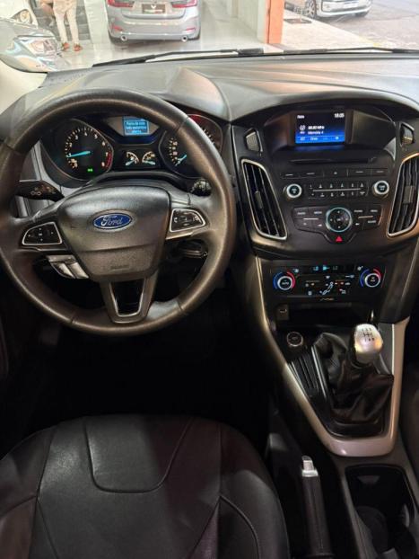FORD Focus Sedan 1.6 S 16V 4P FLEX, Foto 12