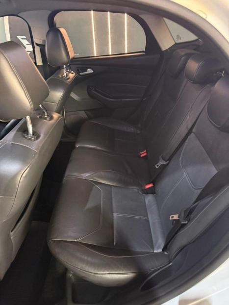FORD Focus Sedan 1.6 S 16V 4P FLEX, Foto 15