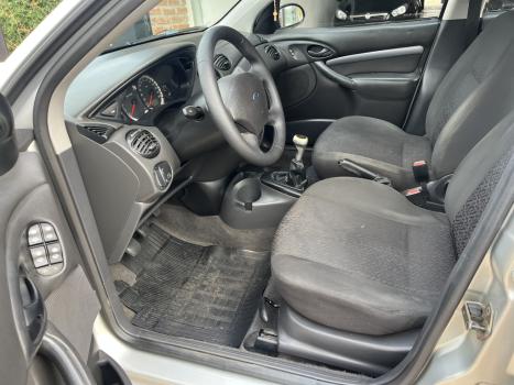 FORD Focus Sedan 1.6 4P, Foto 6