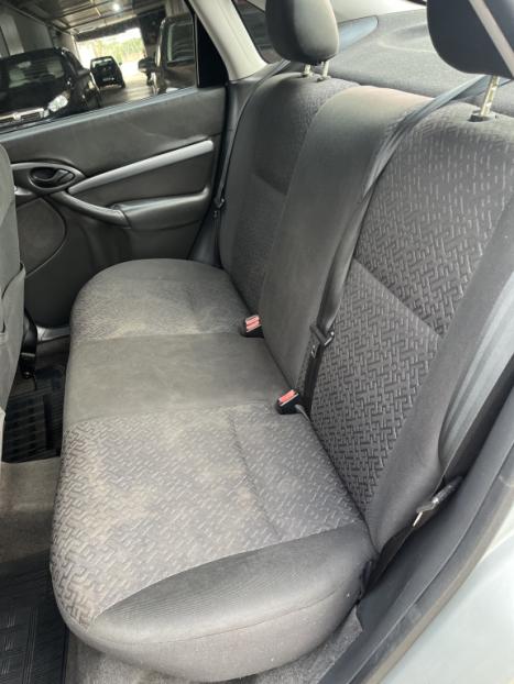FORD Focus Sedan 1.6 4P, Foto 9