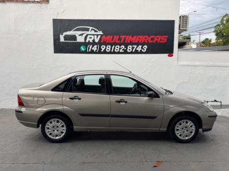 FORD Focus Sedan 1.6 4P GLX, Foto 5