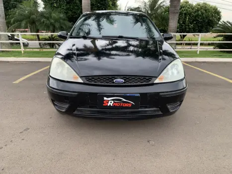 FORD Focus Sedan 1.6 4P GLX, Foto 14