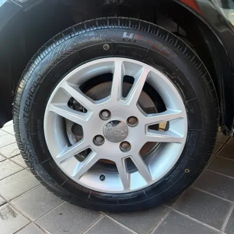 FORD Focus Sedan 1.6 S 16V 4P FLEX, Foto 14