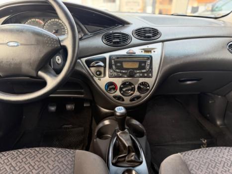 FORD Focus Sedan 1.6 4P GL FLEX, Foto 10