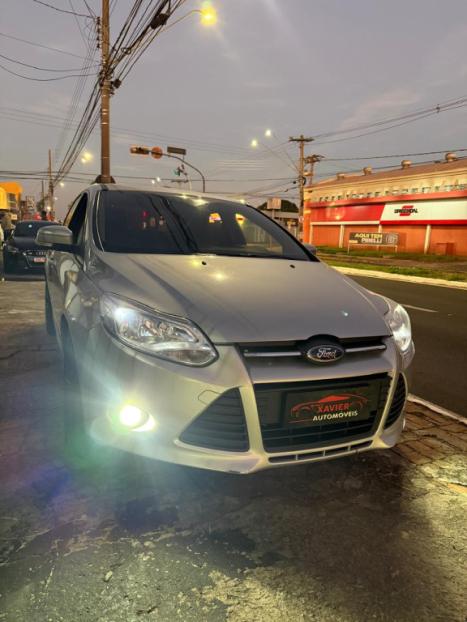 FORD Focus Sedan 1.6 SE 16V 4P FLEX, Foto 2