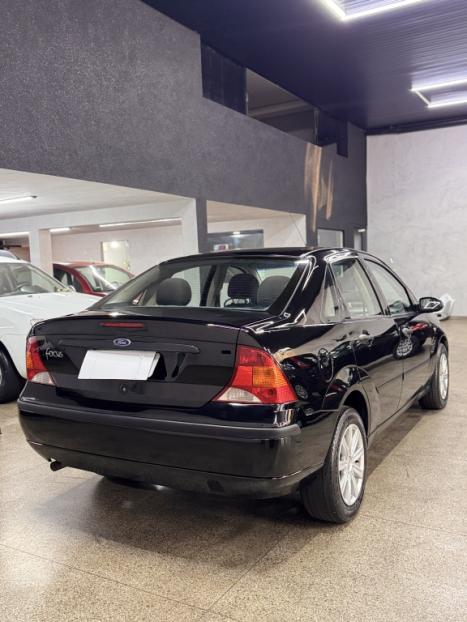 FORD Focus Sedan 1.6 S 16V 4P FLEX, Foto 6