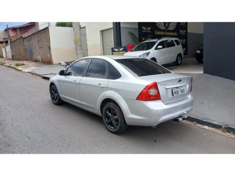 FORD Focus Sedan 1.6 4P, Foto 3